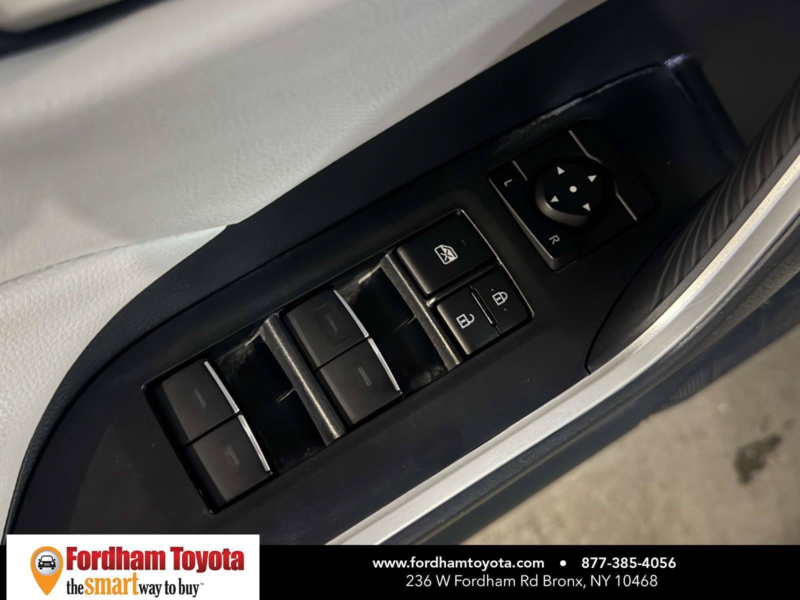 Certified 2025 Toyota RAV4 XLE w/ Convenience Package AWD/4WD image 16