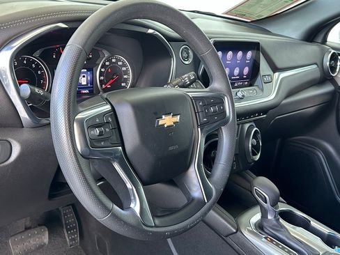 Used 2021 Chevrolet Blazer LT image 35