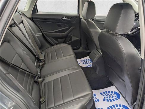 Used 2024 Volkswagen Jetta SE image 22