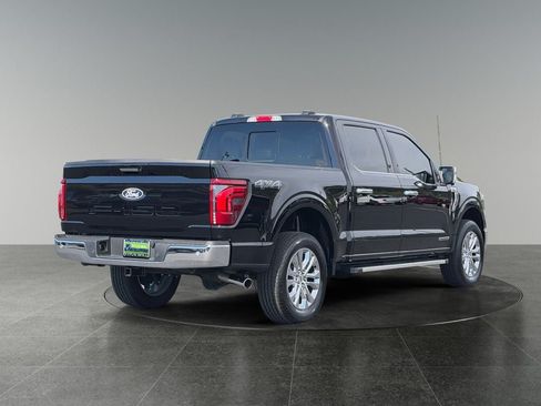 Used 2024 Ford F150 Lariat w/ Tow/Haul Package AWD/4WD image 9