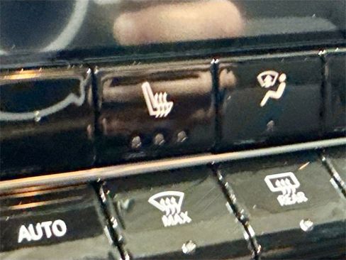 New 2024 Chevrolet Colorado LT w/ LT Convenience Package III image 23