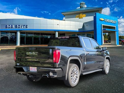 Used 2023 GMC Sierra 1500 Denali Ultimate AWD/4WD image 3