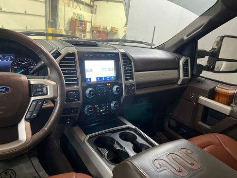 Used 2020 Ford F250 King Ranch w/ King Ranch Ultimate Package image 32