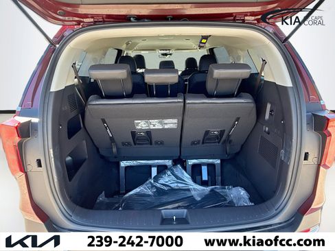 New 2026 Kia Carnival image 12