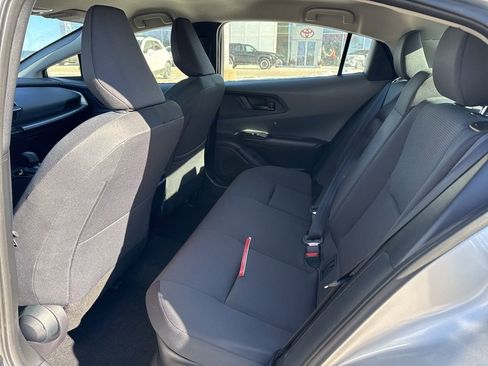 Used 2024 Toyota Prius LE AWD/4WD image 8