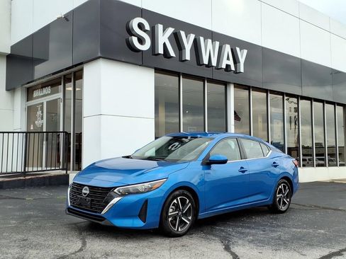 Used 2024 Nissan Sentra SV FWD image 1