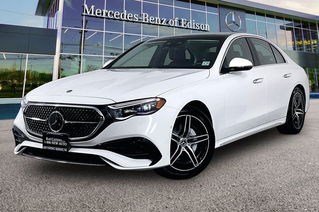 Used 2026 Mercedes-Benz E 350 4MATIC Sedan image 9