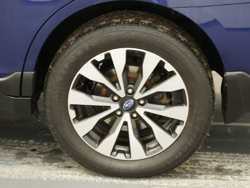 Used 2015 Subaru Outback 2.5i Limited image 17