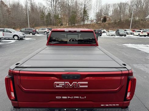 Used 2023 GMC Sierra 2500 Denali w/ Denali Ultimate Package image 4