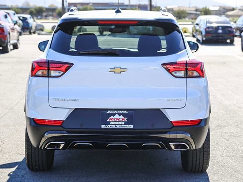 Used 2022 Chevrolet TrailBlazer ACTIV w/ Technology Package image 7