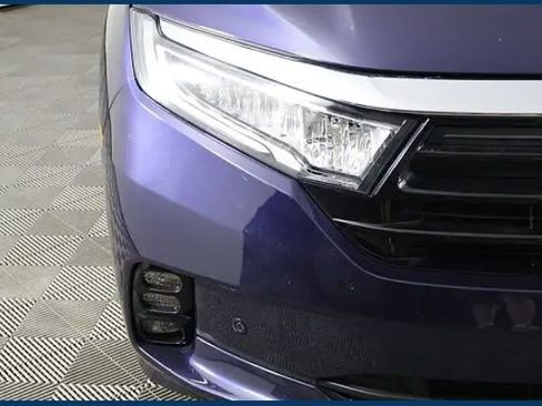 Used 2021 Honda Odyssey Touring image 7