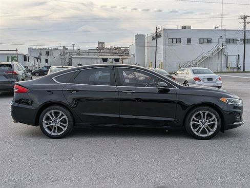 Used 2019 Ford Fusion SEL image 6