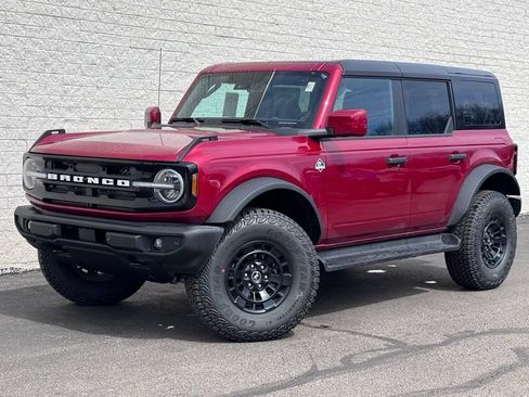 New 2026 Ford Bronco Outer Banks AWD/4WD image 2