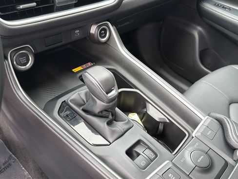 Used 2025 Toyota Grand Highlander FWD image 27