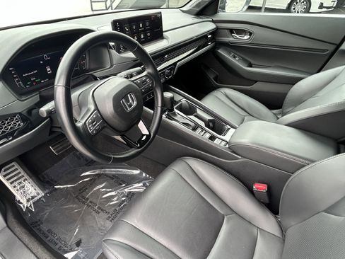 Used 2025 Honda Accord Sport image 17