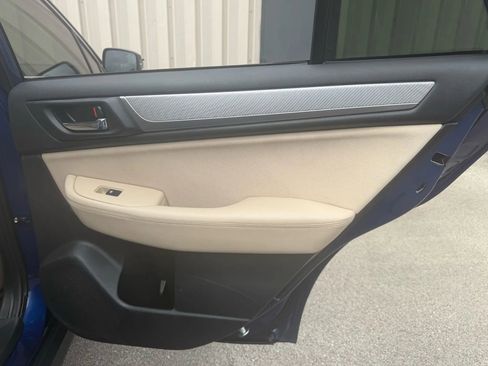 Used 2015 Subaru Outback 2.5i Premium image 18