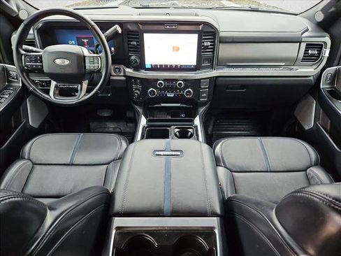 Certified 2025 Ford F250 Platinum AWD/4WD image 18
