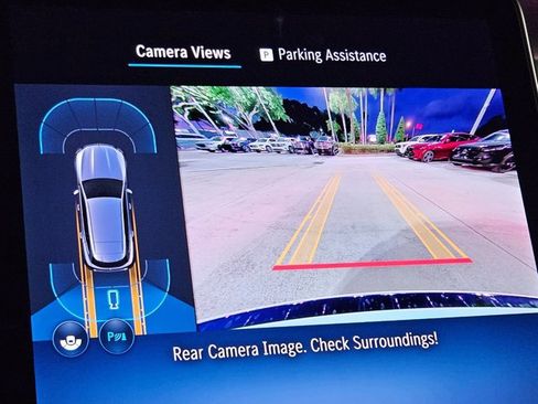 Used 2026 Mercedes-Benz GLC 350e 4MATIC image 13