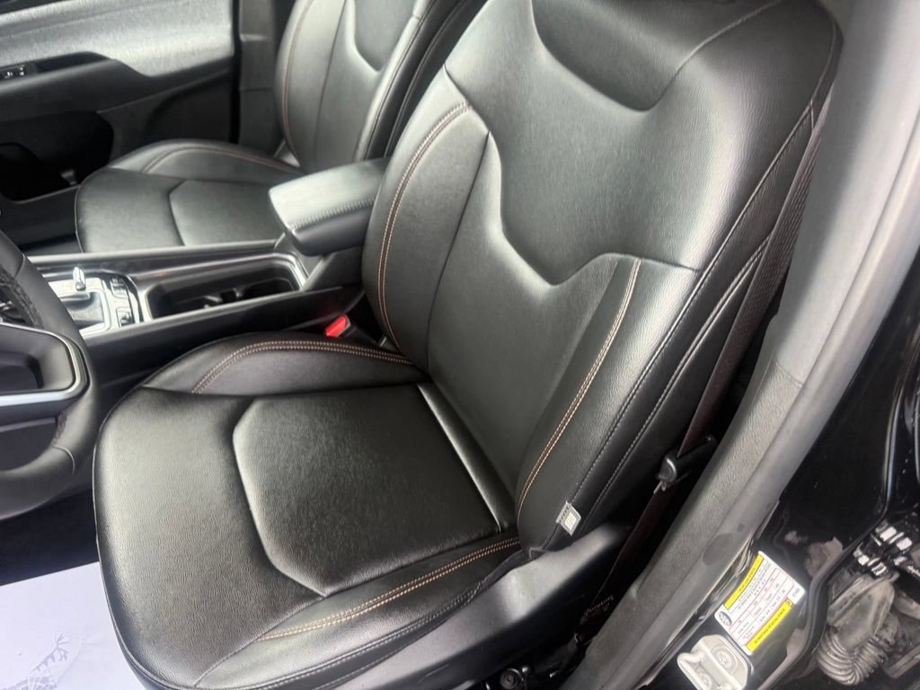 Certified 2024 Jeep Compass Latitude AWD/4WD image 15