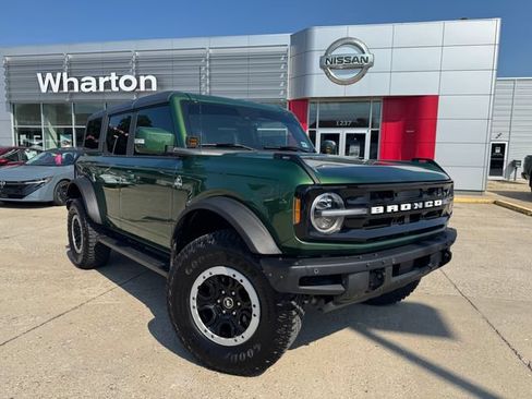 Used 2024 Ford Bronco Outer Banks w/ Sasquatch Package AWD/4WD image 1
