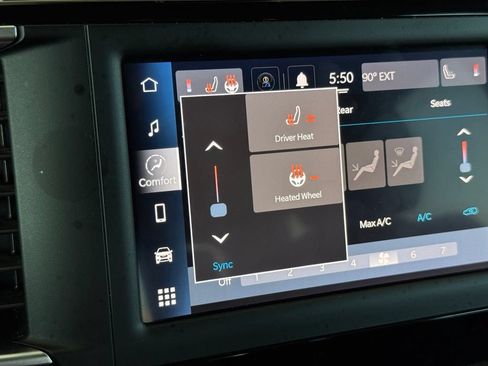 Used 2023 Chrysler Voyager LX FWD image 35