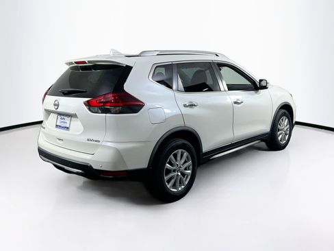 Used 2020 Nissan Rogue SV AWD/4WD image 5
