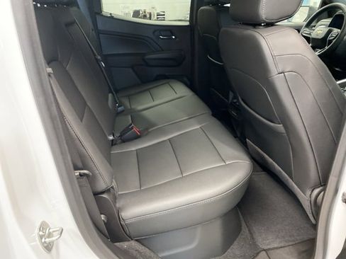 New 2025 Chevrolet Colorado LT w/ LT Convenience Package image 28
