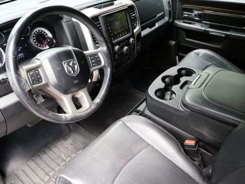 Used 2017 RAM 1500 Laramie AWD/4WD image 11