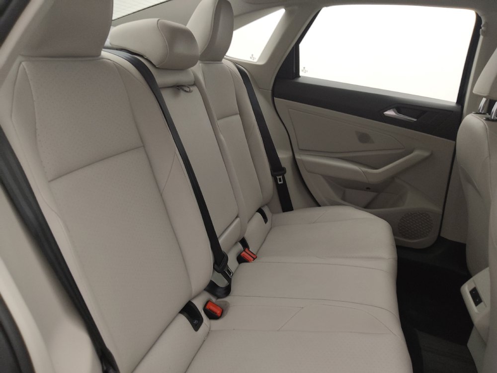 Used 2020 Volkswagen Jetta SE w/ SE Cold Weather Package FWD image 19