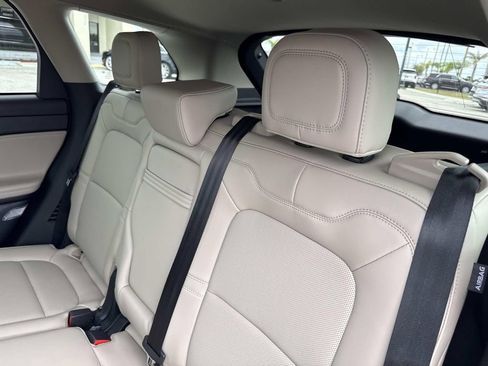 New 2026 Lincoln Corsair Premiere FWD image 14