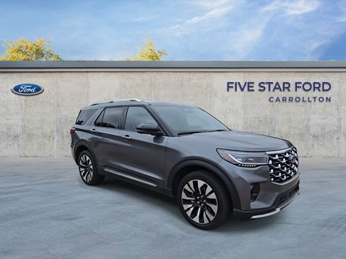 Used 2025 Ford Explorer Platinum w/ LUX Leather Package image 2