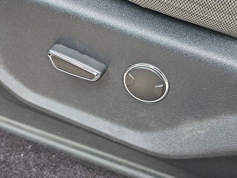 Used 2016 Ford F150 XLT w/ Equipment Group 301A Mid image 13