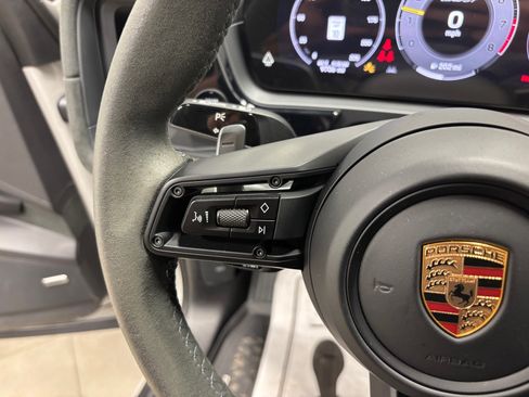 Used 2024 Porsche Cayenne Turbo GT AWD/4WD image 19