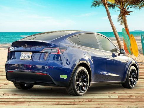 Used 2021 Tesla Model Y Long Range image 5