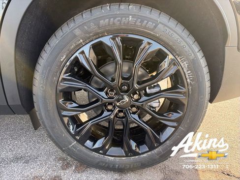 New 2026 Chevrolet Blazer LT w/ LPO, Black Sport Package FWD image 10
