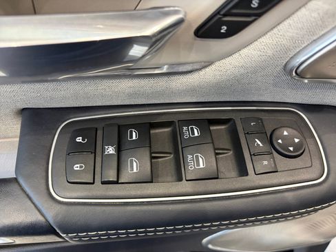 Used 2022 RAM 1500 Limited AWD/4WD image 14