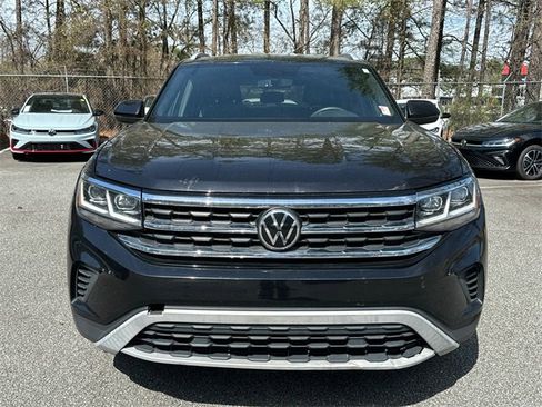 Used 2021 Volkswagen Atlas Cross Sport SE image 2