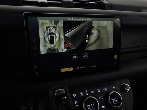 Used 2024 Land Rover Defender 130 X image 37