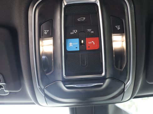 Used 2023 Jeep Grand Cherokee Altitude RWD image 33