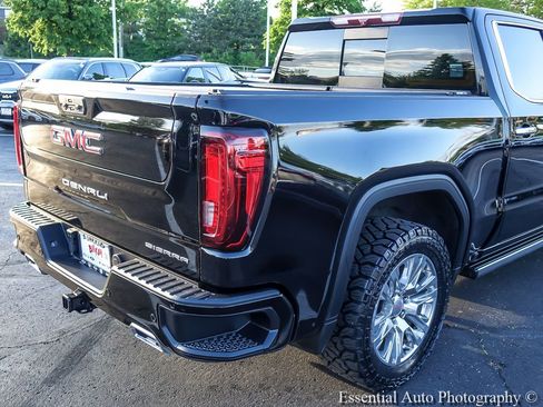 Used 2023 GMC Sierra 1500 Denali AWD/4WD image 9