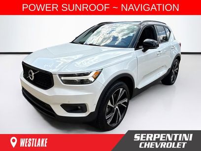 Used 2019 Volvo XC40 T5 R-Design