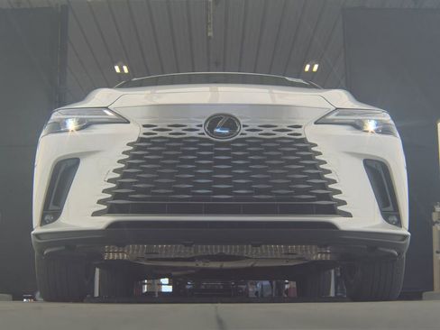 Used 2023 Lexus RX 350 Premium w/ Accessory Package (Z1) image 4