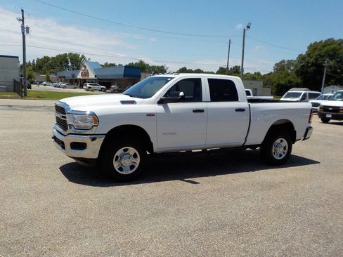Used 2022 RAM 2500 Tradesman w/ Chrome Appearance Group AWD/4WD image 1