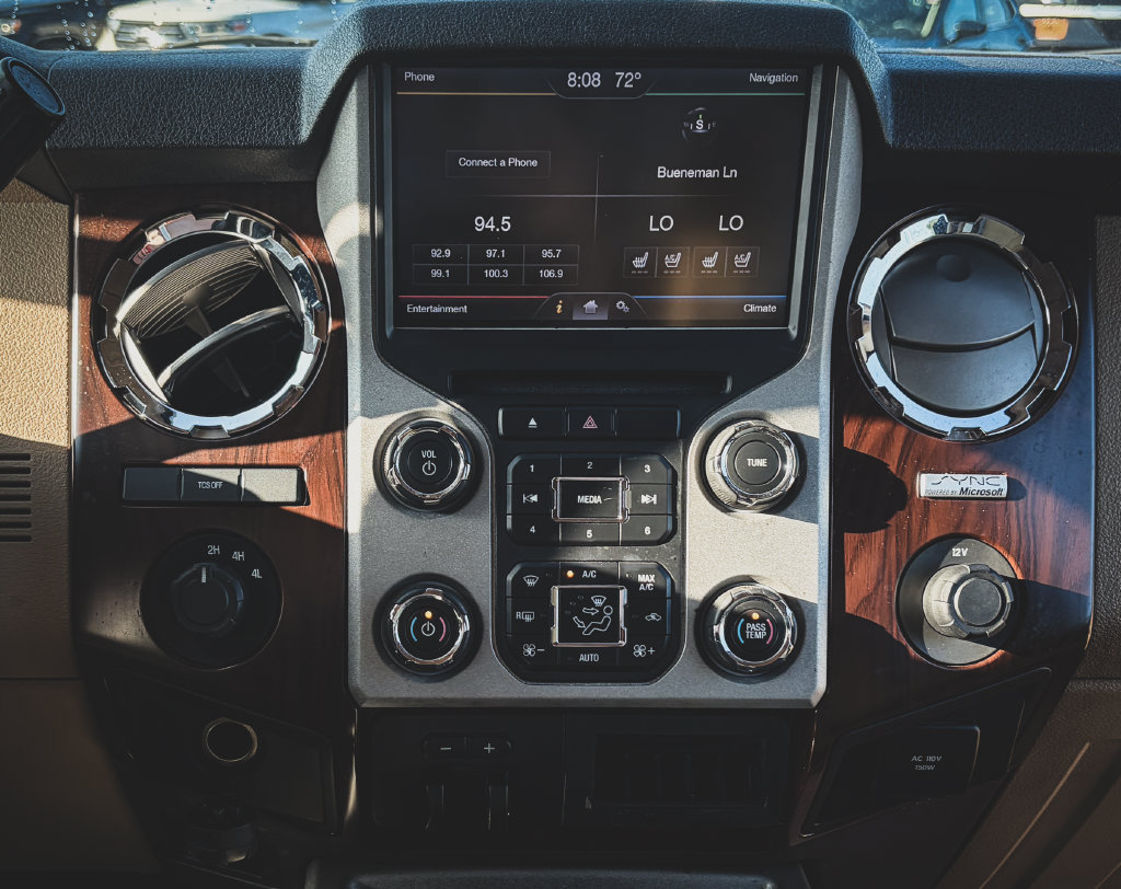 Used 2013 Ford F350 Lariat w/ Lariat Ultimate Pkg AWD/4WD image 11