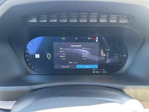 New 2026 Volvo XC90 T8 Plus w/ Protection Package image 17