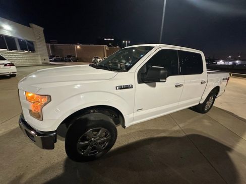Used 2016 Ford F150 XLT w/ Equipment Group 301A Mid image 2