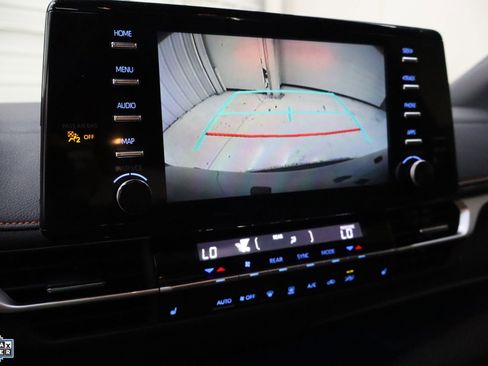 Used 2023 Toyota Sienna XSE image 23