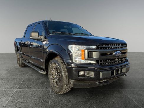 Used 2019 Ford F150 XLT w/ Equipment Group 302A Luxury AWD/4WD image 9