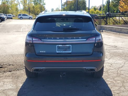 Certified 2022 Lincoln Nautilus Reserve w/ Luxury Package image 5