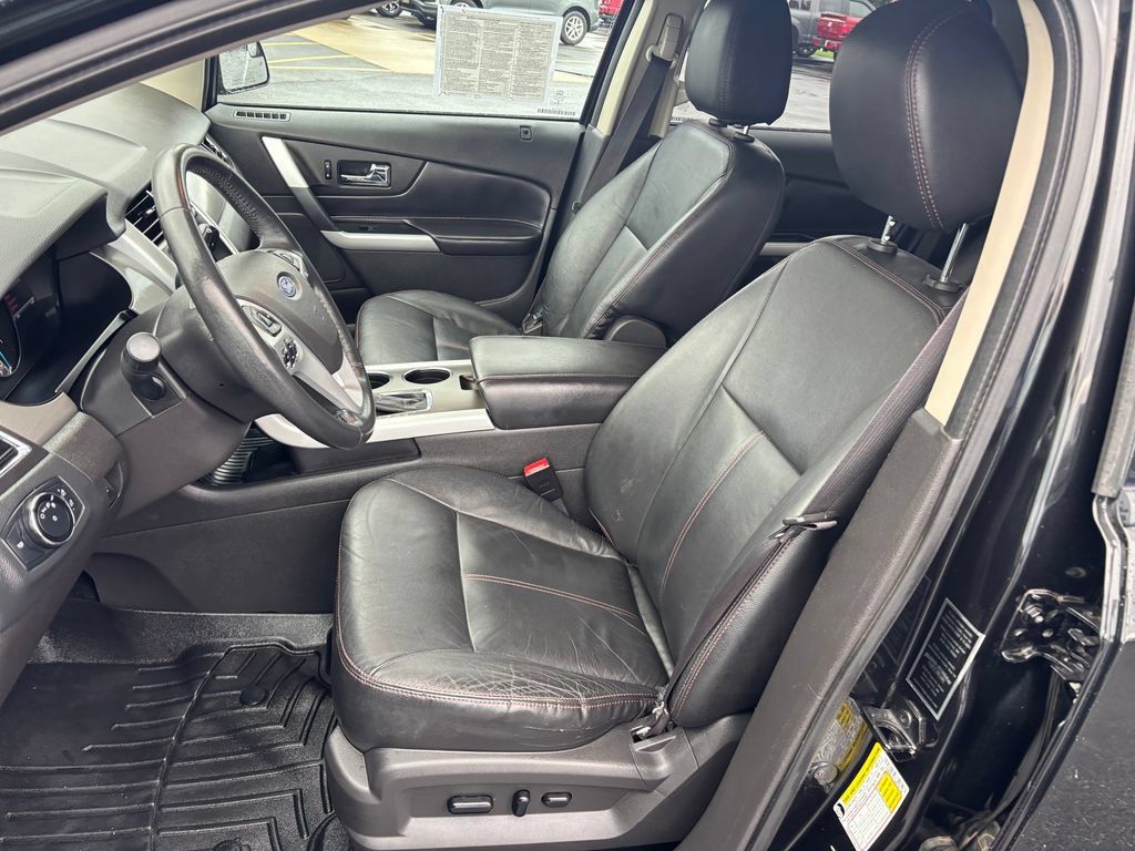 Used 2013 Ford Edge SEL AWD/4WD image 3